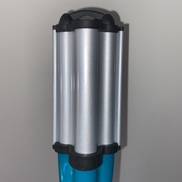 TIGI Bed Head Wave Artist Deep Waver Hair Tool for Beachy Waves - Picture 7 of 14